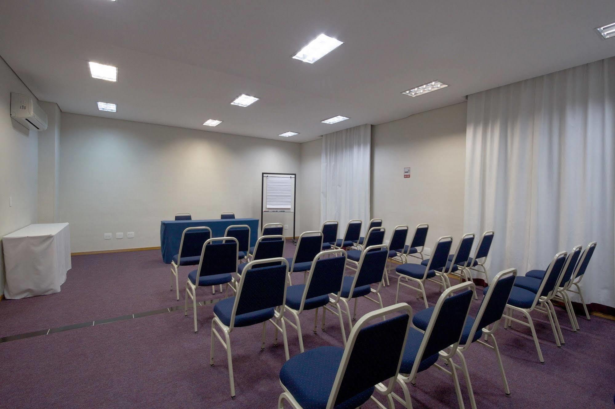 Bristol Centro Civico Curitiba Ξενοδοχείο Εξωτερικό φωτογραφία